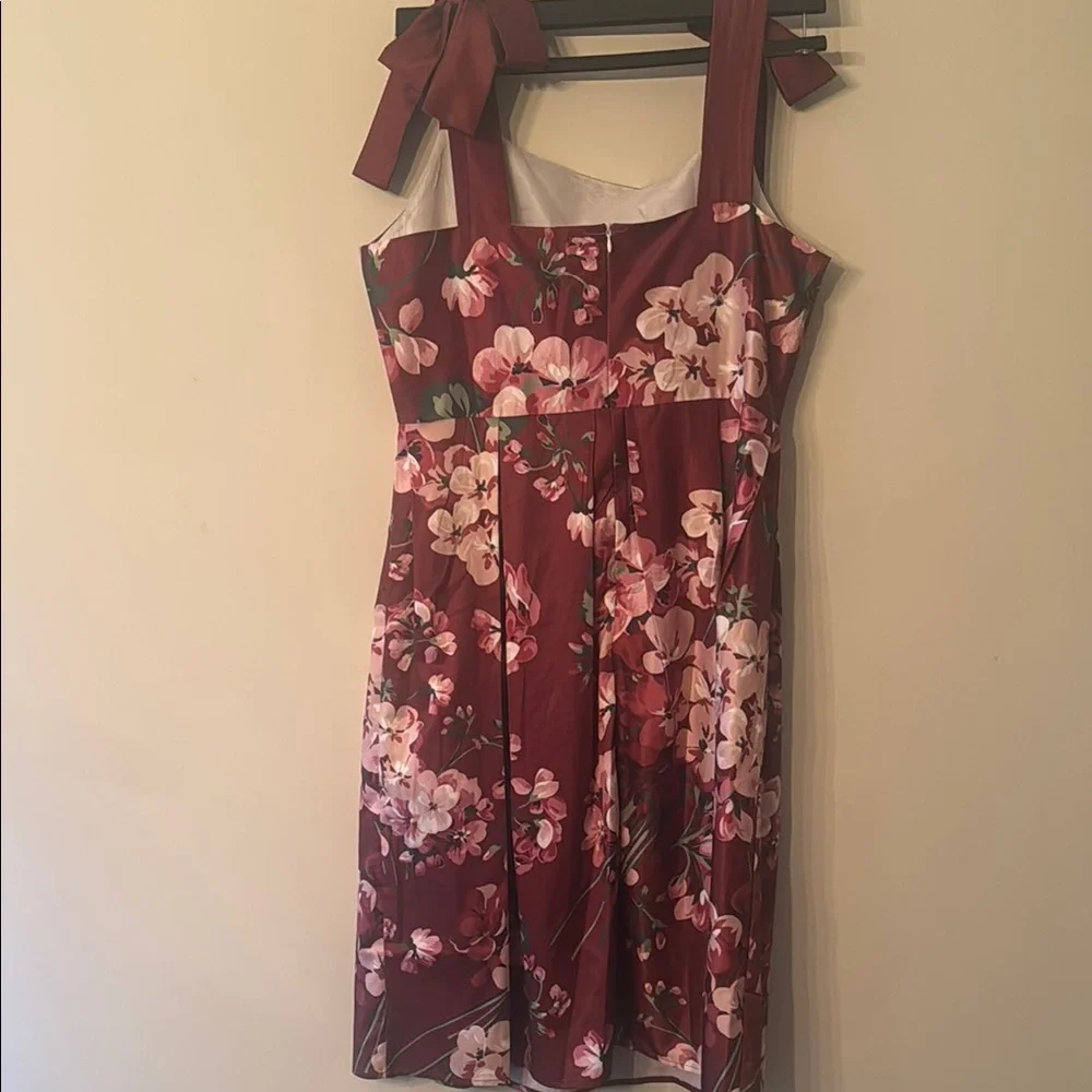 KaiMilan Satin Floral Midi Dress – Size 10 – NWT 🌸 - Picture 5 of 7